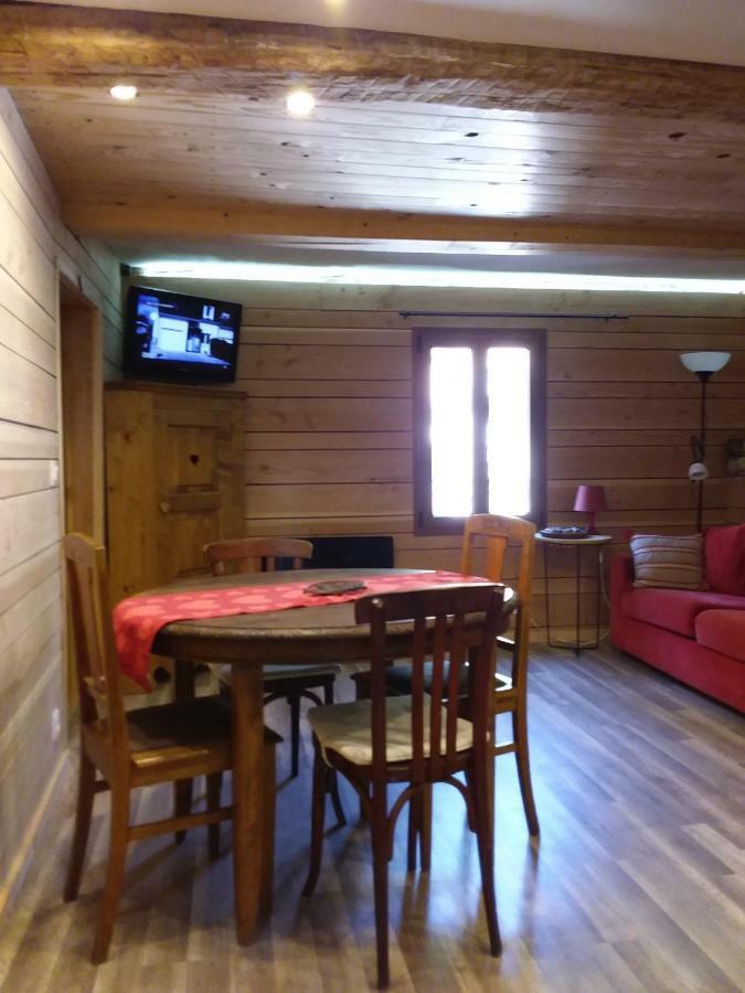 Le Woody Daire Saint-Étienne-de-Tinée Dış mekan fotoğraf