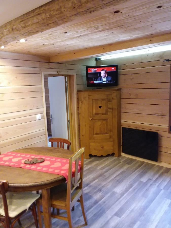 Le Woody Daire Saint-Étienne-de-Tinée Dış mekan fotoğraf